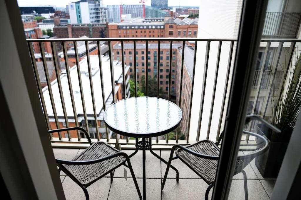 מנצ'סטר Modern 2 Bedroom Apartment - City Centre - Parking מראה חיצוני תמונה